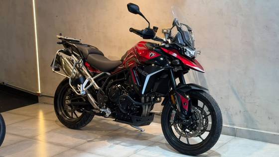 TRIUMPH TIGER 900 GT PRO TRIUMPH TIGER 900 GT PRO